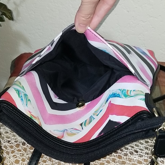 Nicole by Nicole Miller COLORFUL Crossbody Handbag - Picture 13 of 13